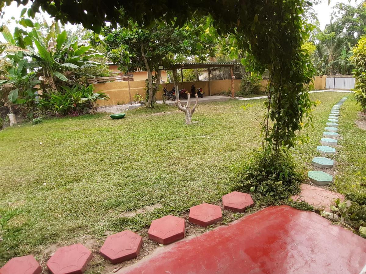 Dreams Garden Surf Lodge Midigama Exterior photo